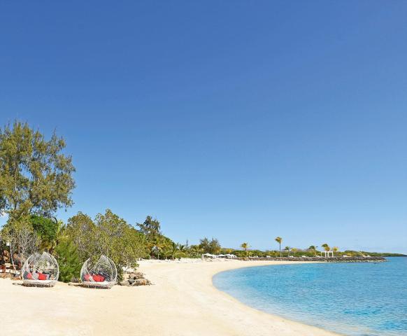 Radisson Blu Azuri Resort