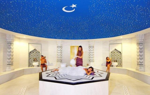 Royal Taj Mahal