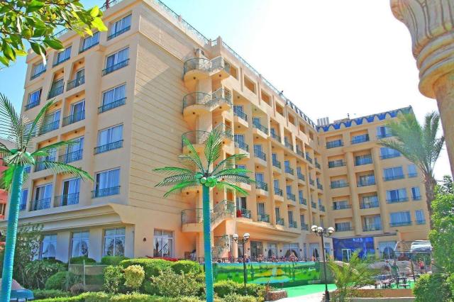 King Tut Aqua Park Beach Resort