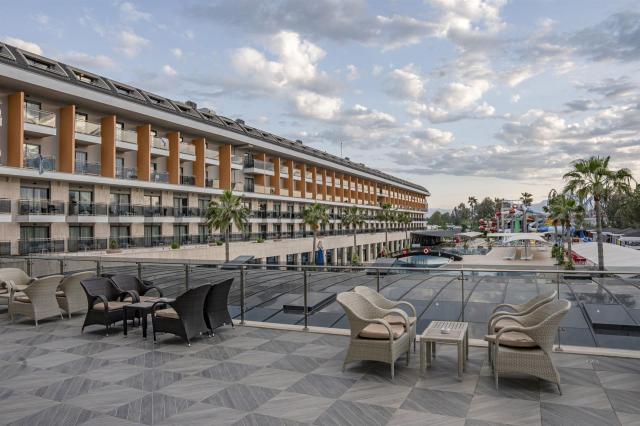 Aydinbey Queen's Palace & Spa
