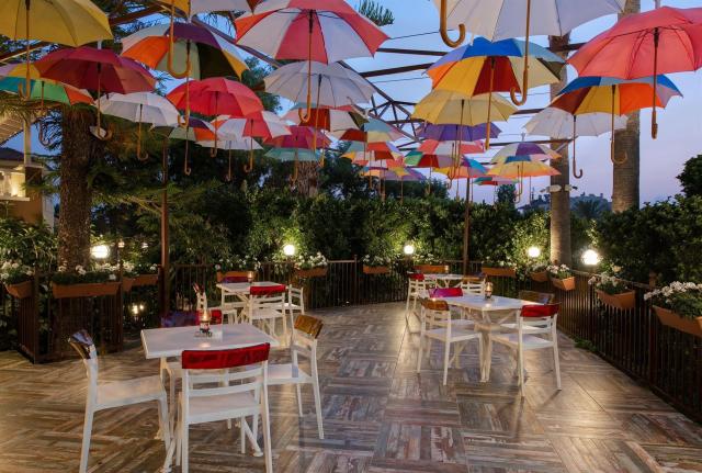 CLUB PARADISO HOTEL