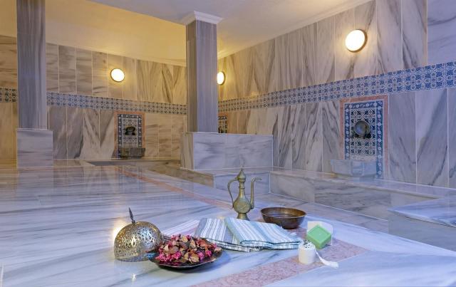 CLUB PARADISO HOTEL