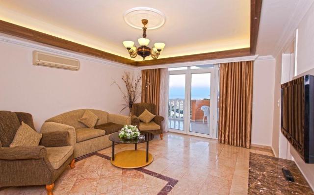CLUB PARADISO HOTEL