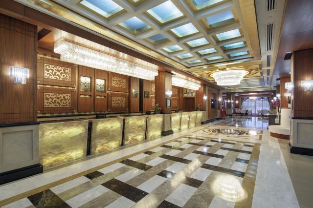 Crystal Family Resort & Spa