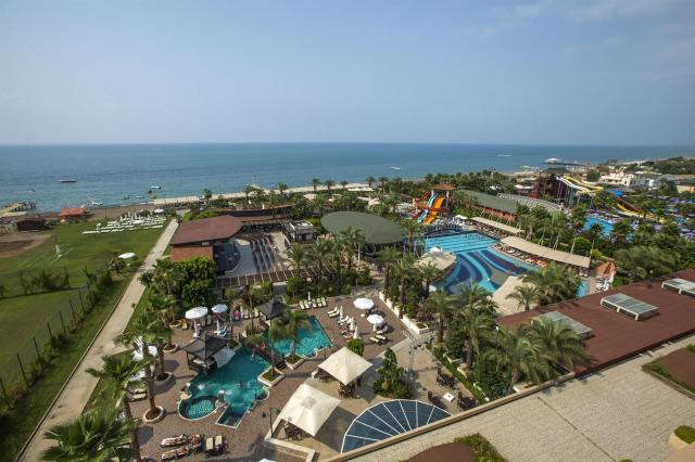 Crystal Family Resort & Spa