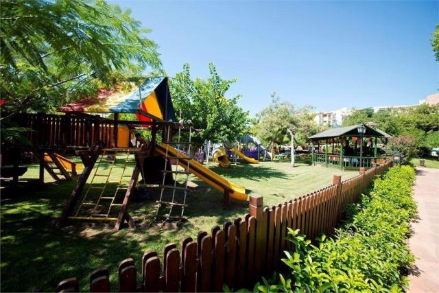 Limak Arcadia Sport Resort