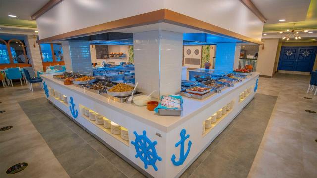 Marine Family Club Beach Hotel