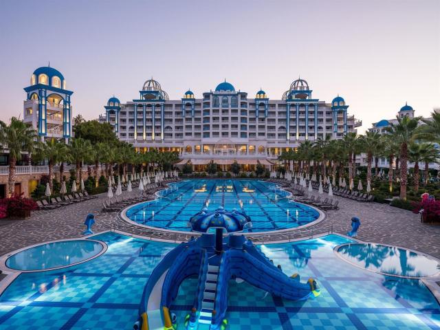 Rubi Platinum Spa Resort