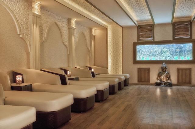 Dobedan World Palace