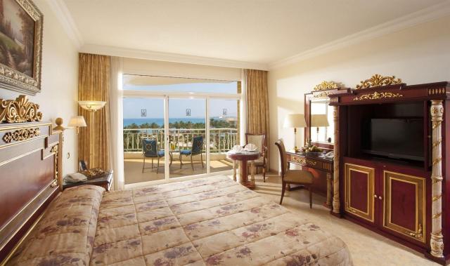 Palm Royale Soma Bay