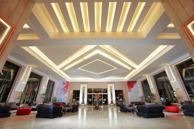Beach Albatros Resort