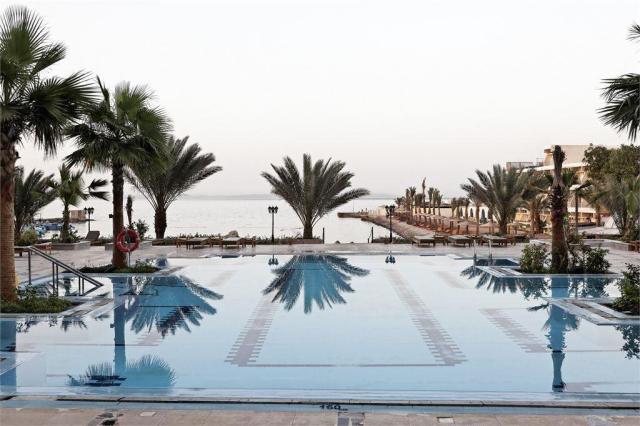 Royal Star Beach Resort