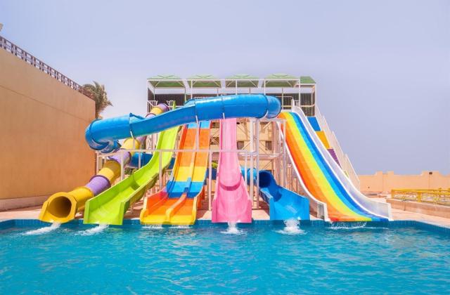 Sunny Days Mirette Family Aqua Park