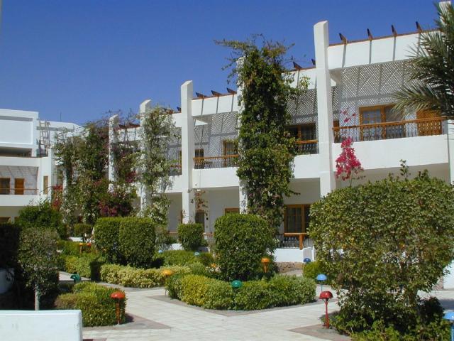 Menaville
