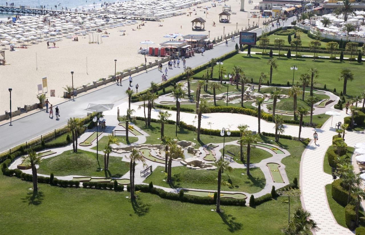 Dit Majestic Beach Resort