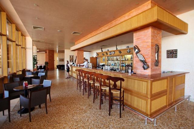 Dit Majestic Beach Resort