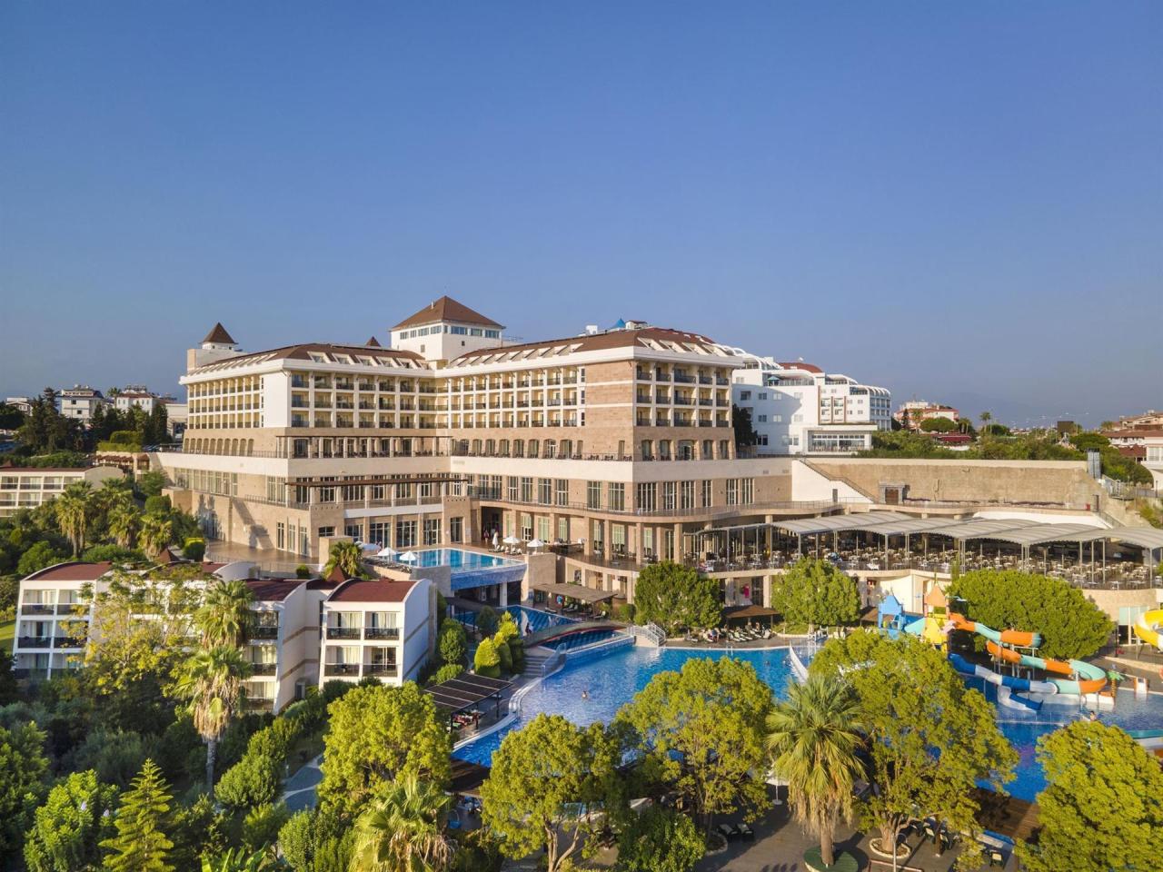 Horus Paradise Luxury Club