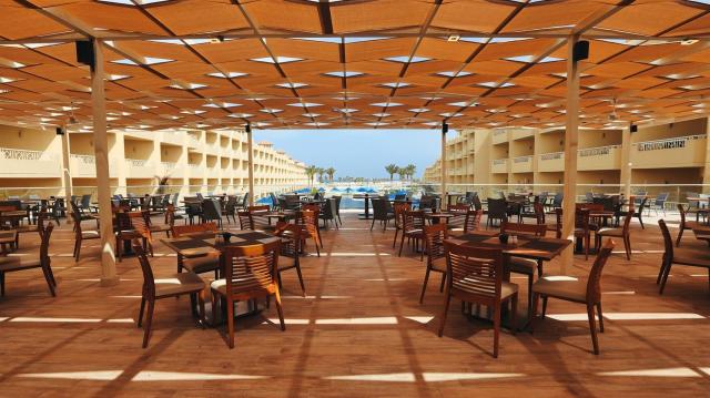 Amwaj Beach Club