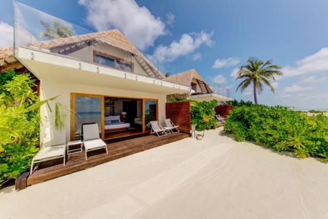 Beach Bungalow 5.jpg