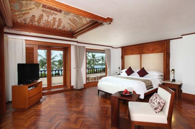 Nusa Dua Beach Hotel & Spa