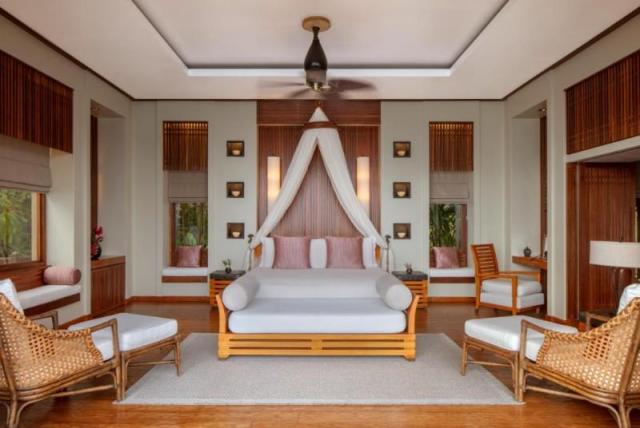 Guest Room Villa Bedroom Interior 1.jpg