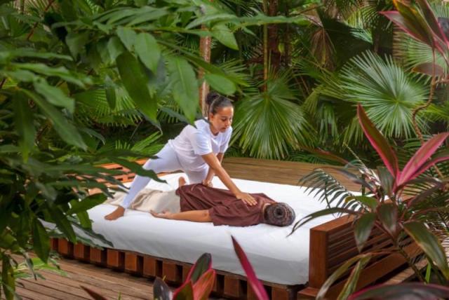 Anantara Spa Thai Massage.jpg