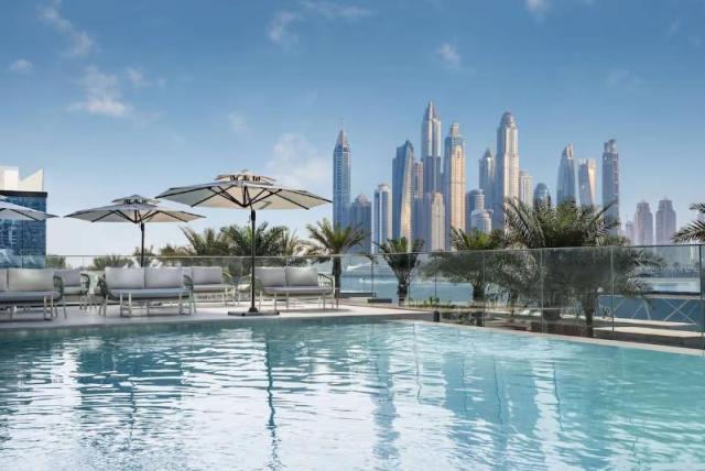 Radisson Beach Resort Palm Jumeirah Dubai