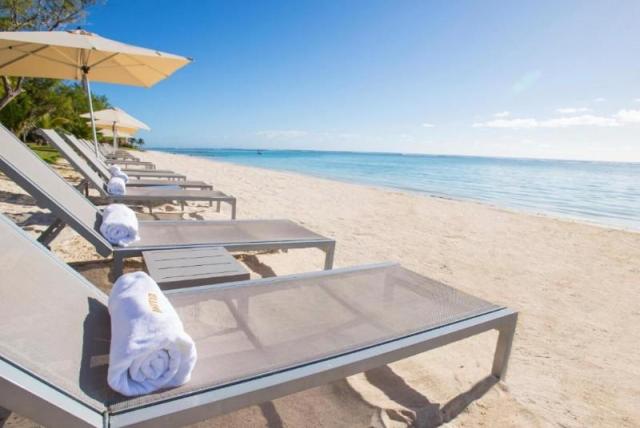 Crystals Beach Resort Belle Mare
