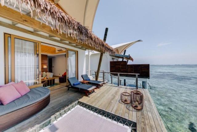 Water Bungalow - 10.jpg