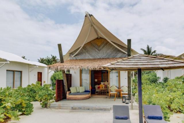 Beach Bungalow 2.jpg