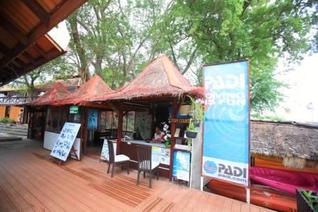 Lobby & Reception 10.jpg