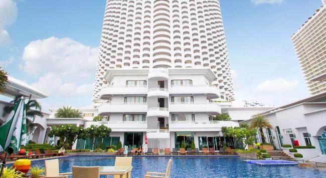 D Varee Jomtien Beach
