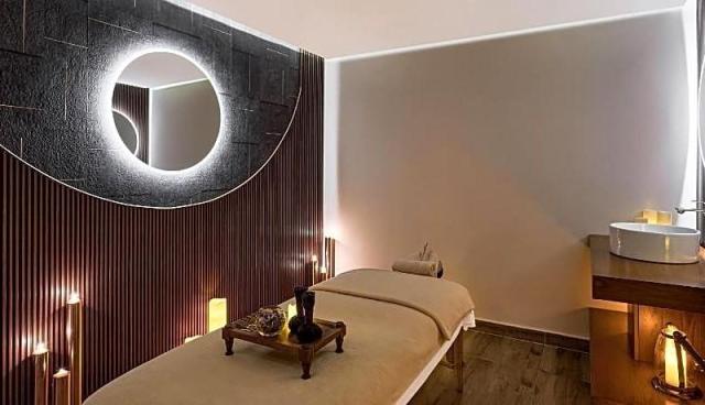 Rose Rayhaan by Rotana