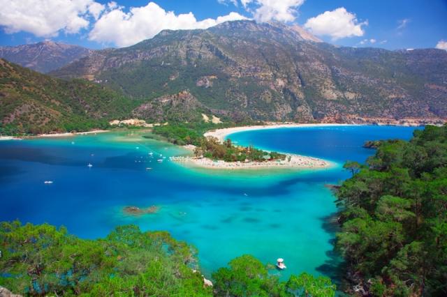Symbola Beach