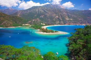 Symbola Beach
