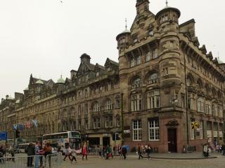 Hilton Carlton