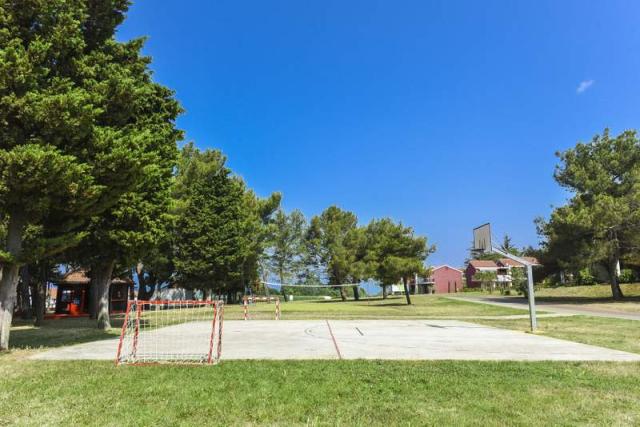 Katoro resort, sportovní hřiště