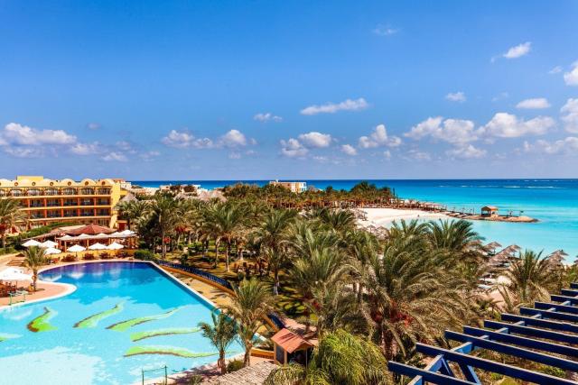Carols Beau Rivage