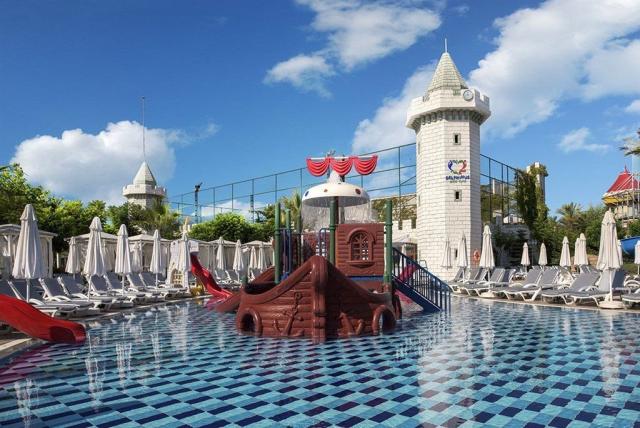 Ahoj Turecko ! & Hotel Delphin Imperial