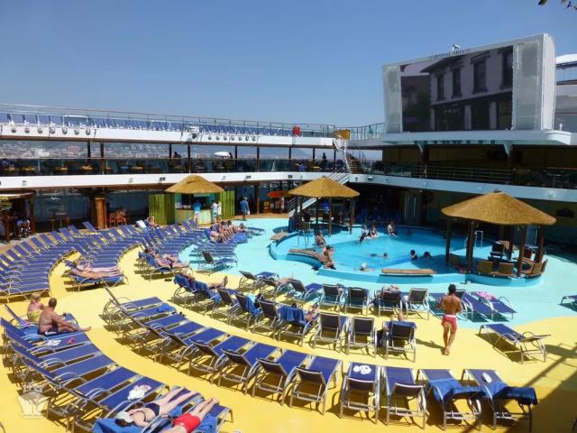 Carnival Breeze