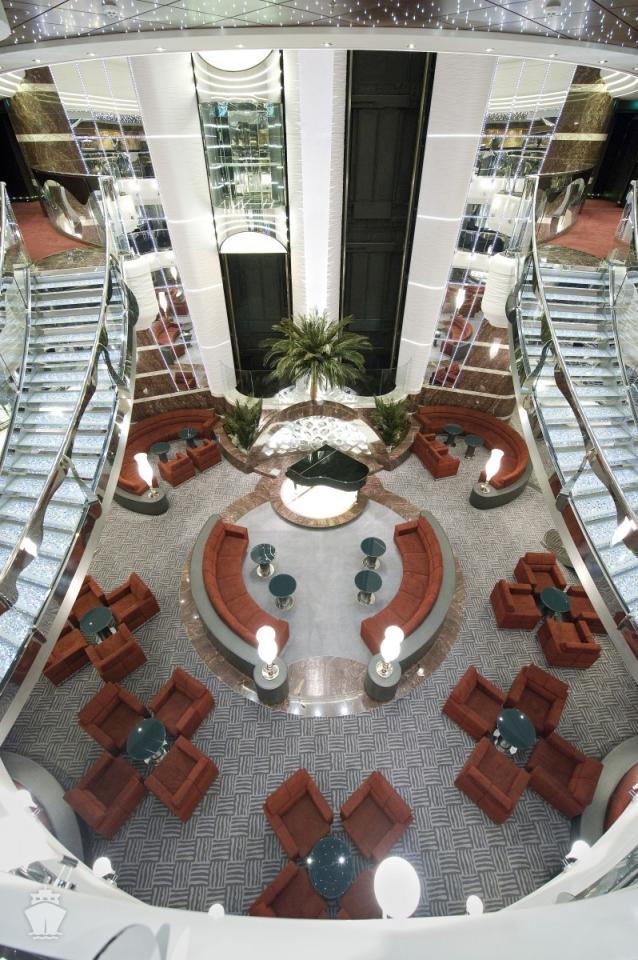 MSC Divina