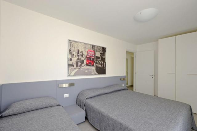 Izba:  APT C8