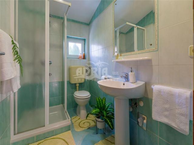 Izba:  APT 2+2