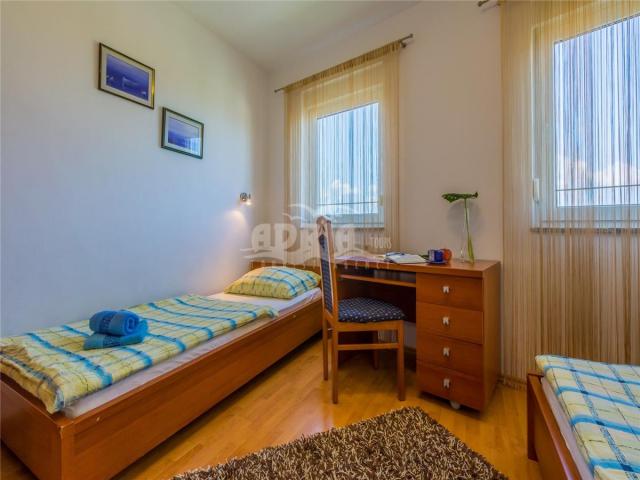 Izba:  APT 4+1
