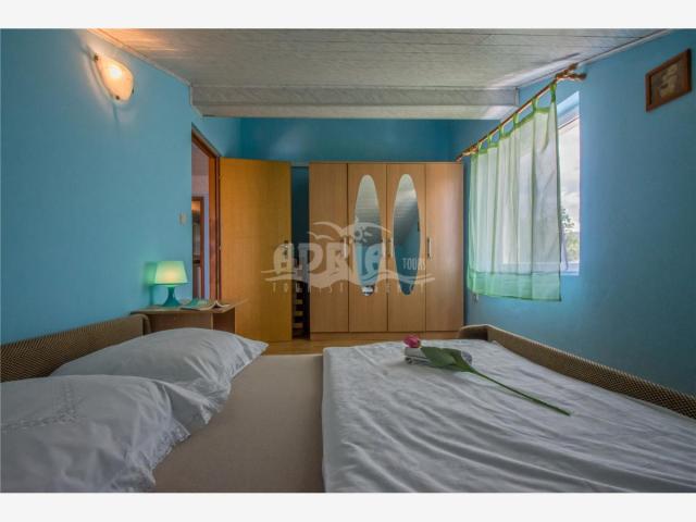 Izba:  APT 8+2