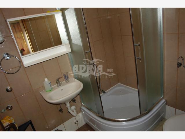 Izba:  APT 2+2 pre 3 osoby