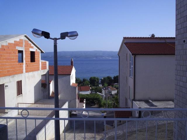 Izba:  APT 2+2