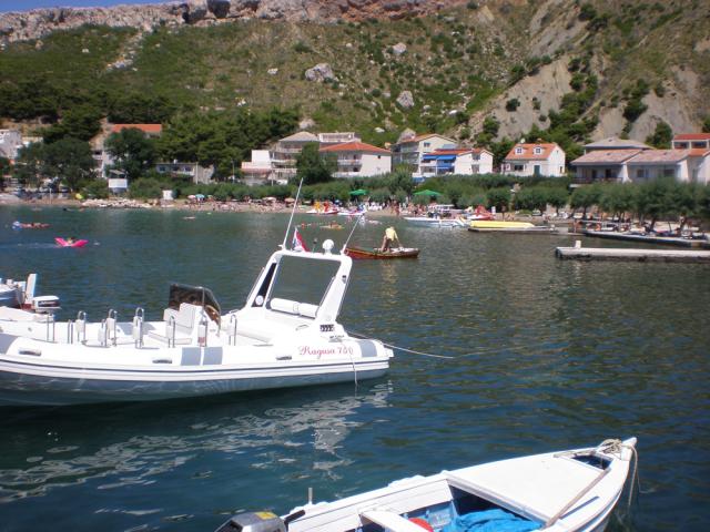 Vila SADIKI ***