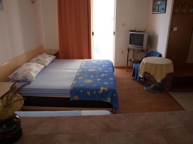Izba:  Štúdio 2