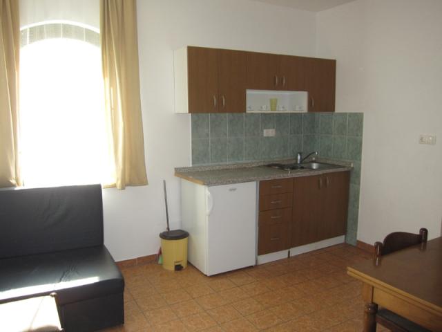 Izba:  APT 4